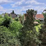 Zentral Gelegene, Sehr Ruhige Und Helle Apartment *