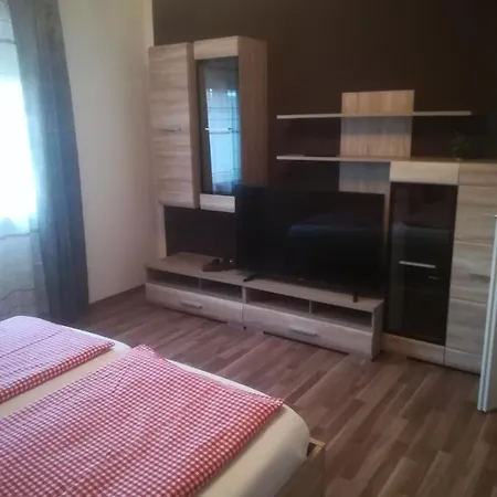Zentral Gelegene, Sehr Ruhige Und Helle * Štýrský Hradec